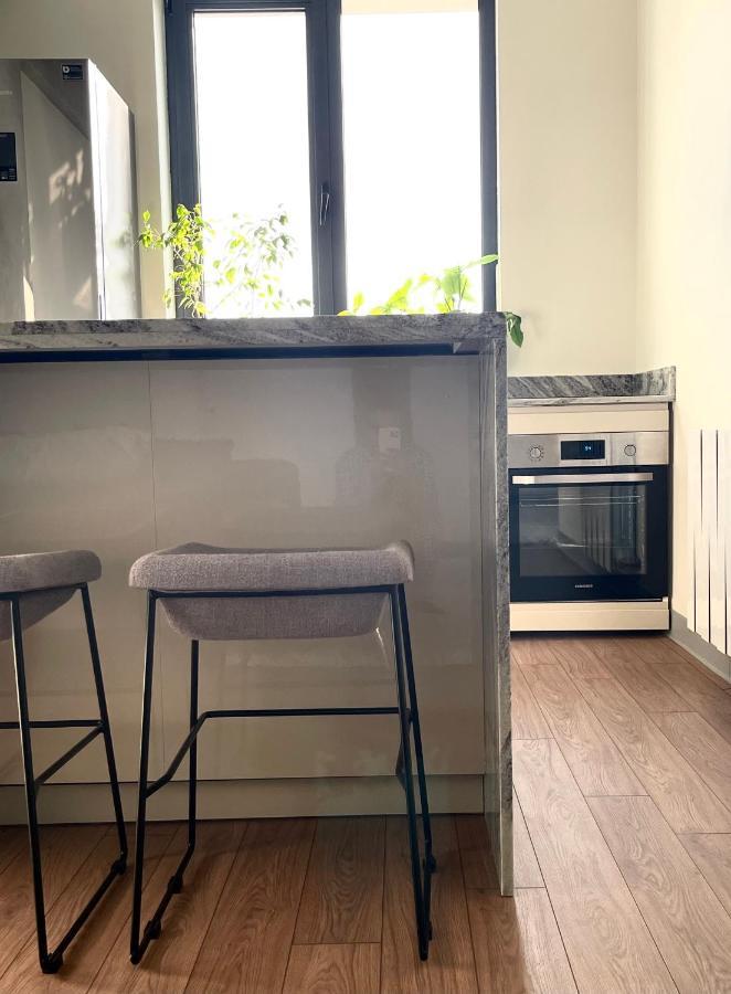 Logvinenko Apartment Bisjkek Buitenkant foto