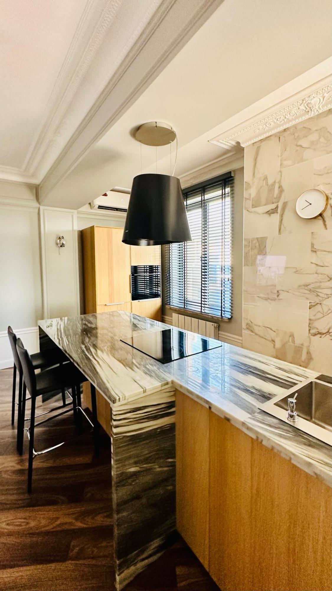 Logvinenko Apartment Bisjkek Buitenkant foto